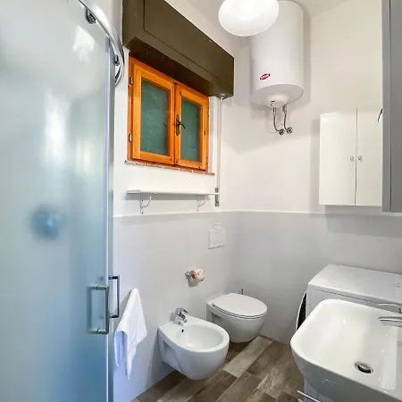 Ξενοδοχείο Il Faro 2 3*